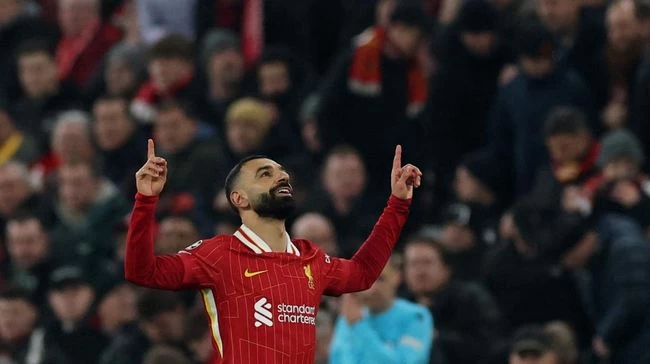 Slot: Salah Berpeluang Dapat Ballon d'Or jika Liverpool Juara