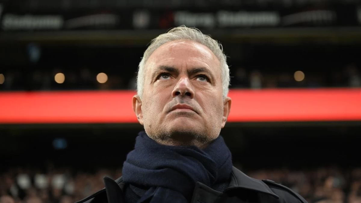 Mourinho Dihukum 4 Pertandingan Imbas Komentar Rasis