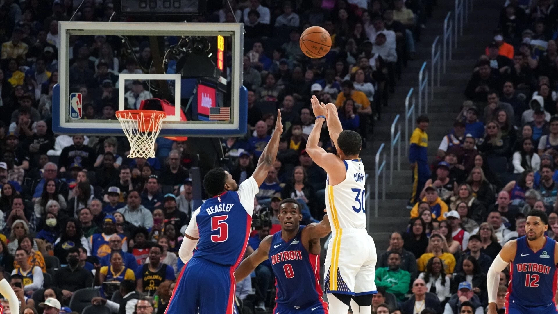 Curry Cetak 25K Poin Saat Warriors Atasi Pistons