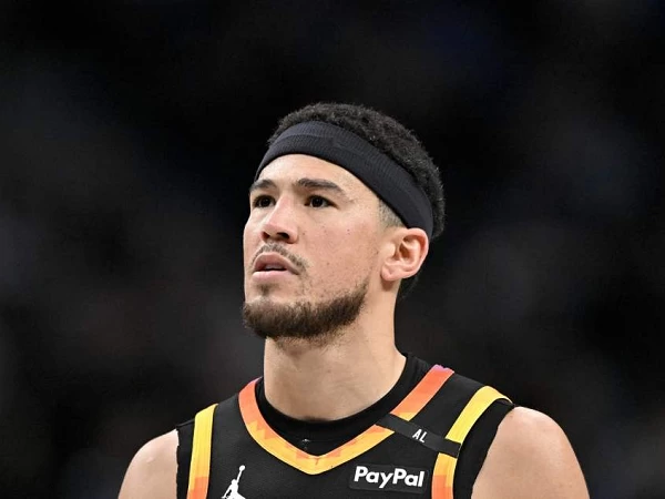 Devin Booker Heran Dapat Technical Foul di Laga Versus Grizzlies