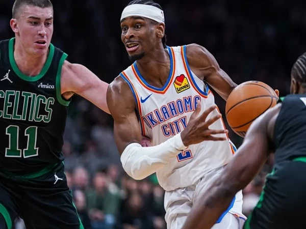 Dalam pratinjau Final NBA yang potensial, Shai Gilgeous-Alexander mencetak 34 poin dan Chet Holmgren menambahkan 23 poin dan 15 rebound untuk memimpin Oklahoma City Thunder yang bertandang atas Boston Celtics 118-112 pada Rabu malam.