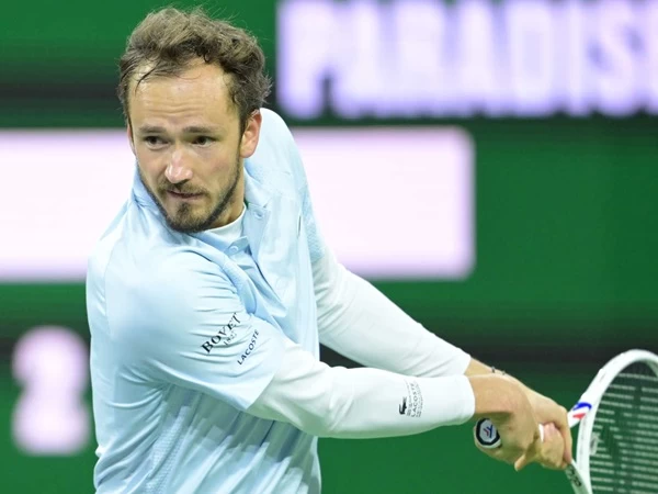 Daniil Medvedev mengakui bahwa ia merasa terkejut atas selebrasi besar setelah ia mengalahkan Arthur Fils demi lolos ke semifinal Indian Wells Open (BNP Paribas Open) musim 2025