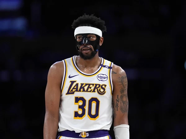 Pelatih kepala Los Angeles Lakers yaitu JJ Redick memberi pujian besar kepada sosok Jordan Goodwin. Menurutnya, Goodwin adalah sosok pemain yang memberi kontribusi positif untuk permainan Lakers.